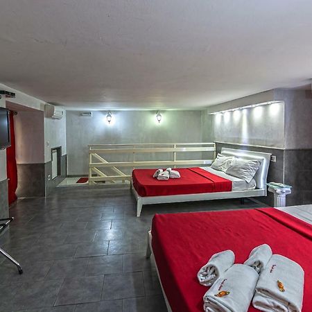 Suite Apartments Angioini 나폴리 외부 사진
