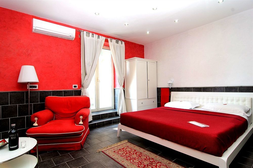 Suite Apartments Angioini 나폴리 외부 사진