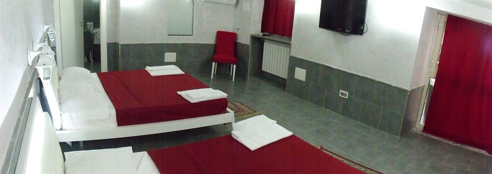 Suite Apartments Angioini 나폴리 외부 사진