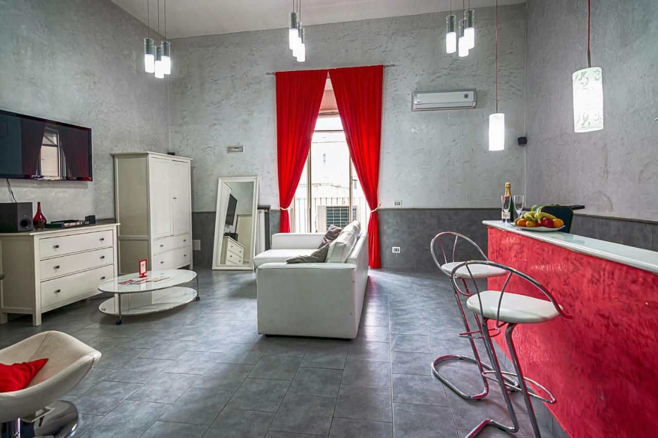 Suite Apartments Angioini 나폴리 외부 사진